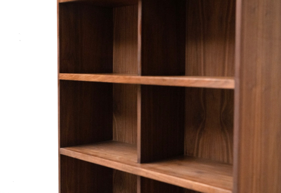 6 Space Bookcase