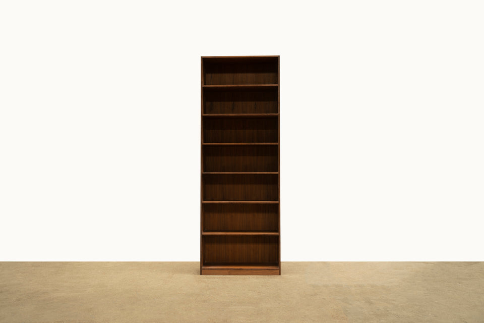 7 Space Bookcase